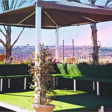 Eagle Nest Luxury Accommodation 루드푸르트 외부 사진