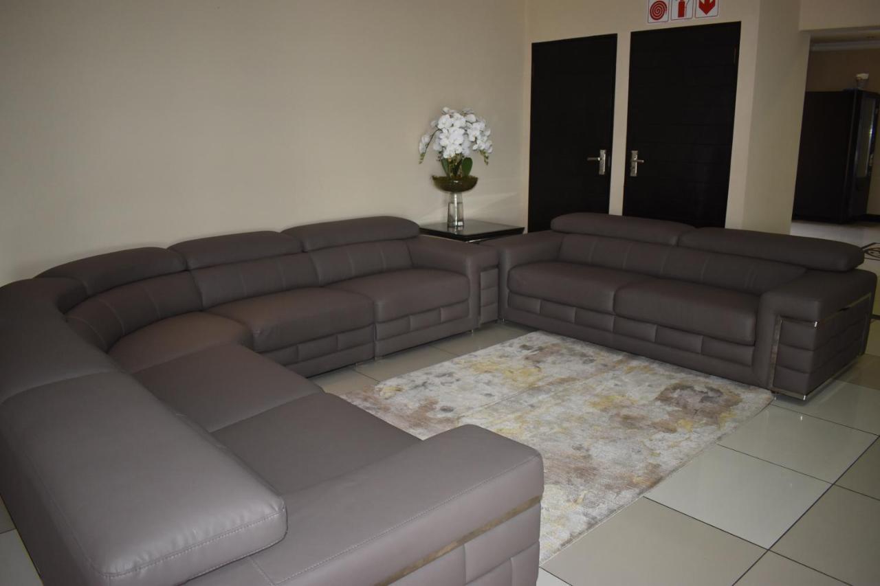Eagle Nest Luxury Accommodation 루드푸르트 외부 사진
