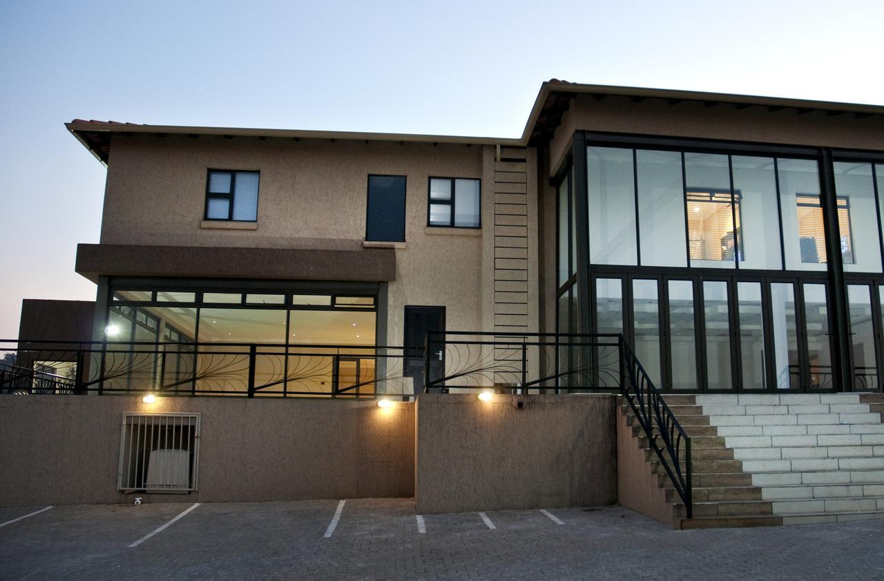 Eagle Nest Luxury Accommodation 루드푸르트 외부 사진