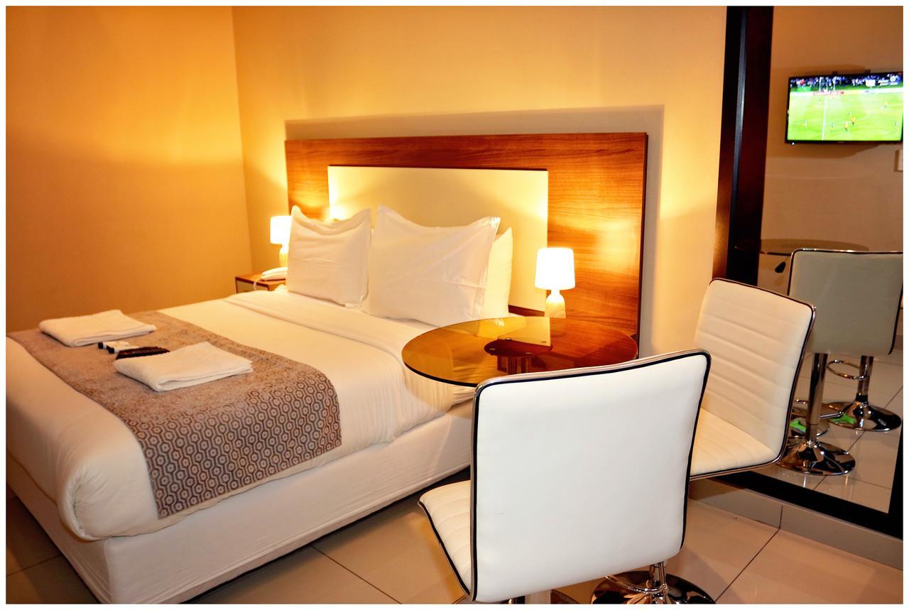 Eagle Nest Luxury Accommodation 루드푸르트 외부 사진