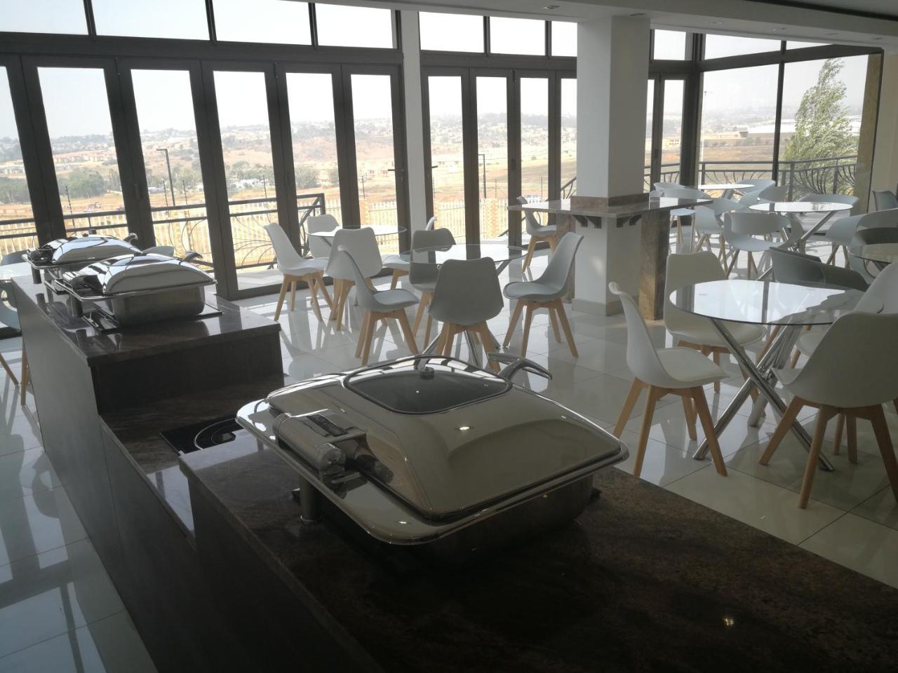 Eagle Nest Luxury Accommodation 루드푸르트 외부 사진